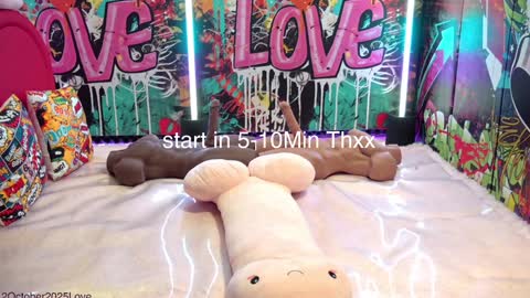  Vanessa  online show from October 2025 02:27:02 PM