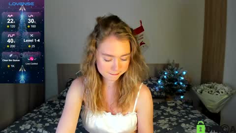 Vanessa Maes online show from December 2024 08:47:01 PM