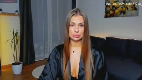 vanessa_moonn online show from November 2025 10:36:02 AM