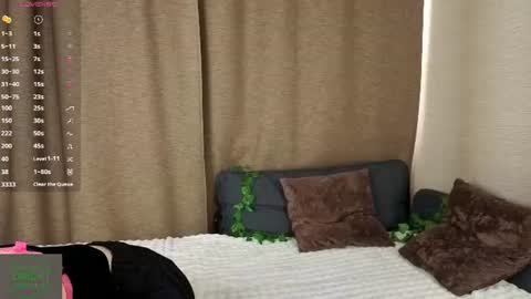 Snapshot of vanessa_sweeti chatting on June 2026 08:06:01 AM Alice online show from June 2026 08:06:01 AM
