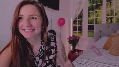 Snapshot of vanessa_udream chatting on April 2026 04:01:01 PM Vanessa online show from April 2026 04:01:01 PM