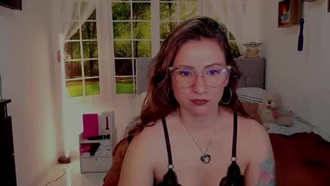 Snapshot of vanessa_udream chatting on June 2026 07:29:01 PM Vanessa online show from June 2026 07:29:01 PM