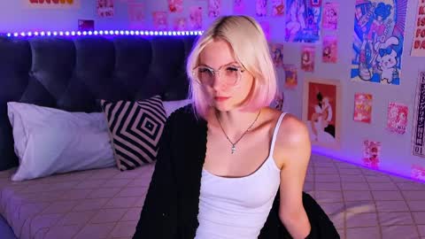 Vanessa online show from April 2026 02:55:02 PM