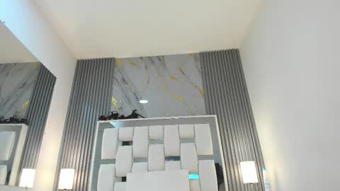 Vanessa Hard online show from October 2025 07:58:01 PM