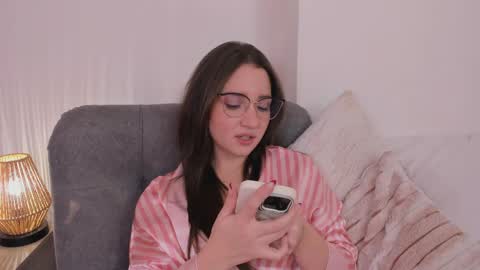 vanessajohnsonn online show from April 2026 02:36:01 AM