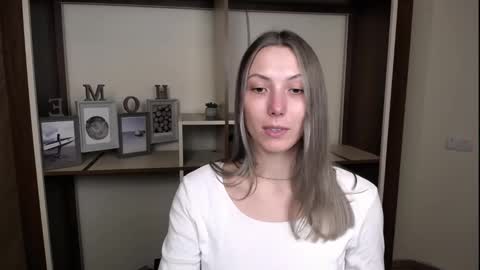 Vanessa online show from March 2026 04:02:02 PM