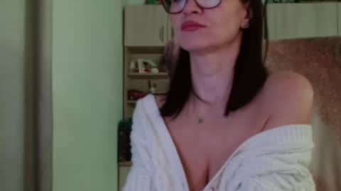 Vanessa online show from December 2025 06:09:01 AM