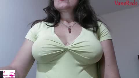 Vanesared2 online show from February 2025 10:59:02 AM