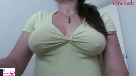 Vanesared2 online show from February 2025 07:59:01 PM