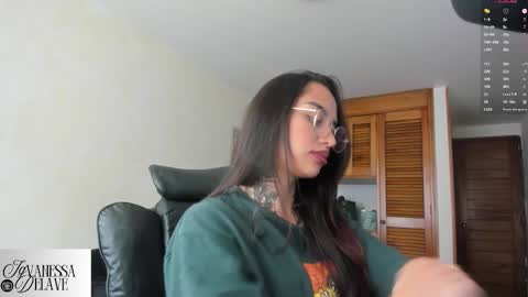 Vanessa online show from September 2025 05:46:02 PM