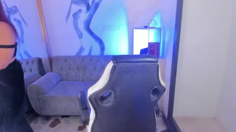 vanessascott_ online show from March 2026 05:33:02 AM