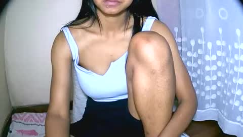 vanih27 online show from April 2026 07:35:01 AM