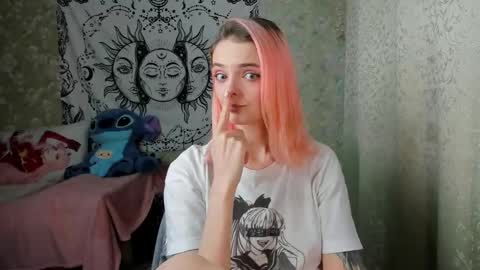 Snapshot of vanilla_arya chatting on February 2025 11:10:02 AM Adelina online show from February 2025 11:10:02 AM