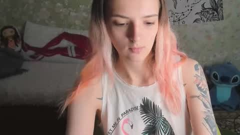 Snapshot of vanilla_arya chatting on October 2025 11:09:02 AM Adelina online show from October 2025 11:09:02 AM