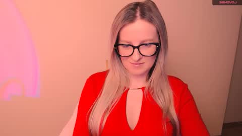 Mia online show from February 2026 04:58:02 PM