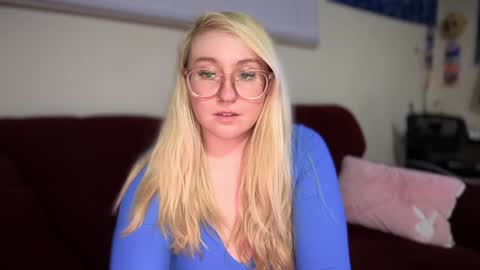 vanillapuddingpie online show from February 2025 01:32:01 AM