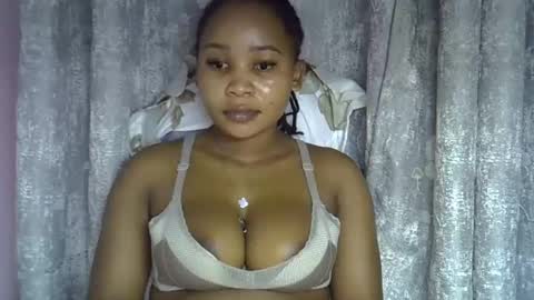 vanillavenus online show from April 2026 10:32:01 PM