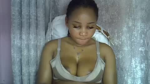 Snapshot of vanillavenus chatting on June 2026 01:47:01 PM vanillavenus online show from June 2026 01:47:01 PM