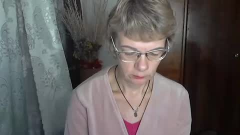 Vanillaxcreamy online show from November 2025 02:28:02 PM