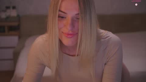 Sophie online show from February 2026 08:07:01 PM