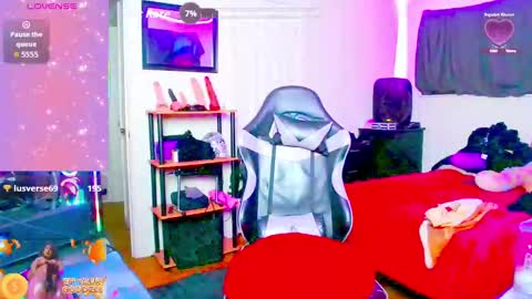 VANITY online show from September 2025 03:41:02 AM