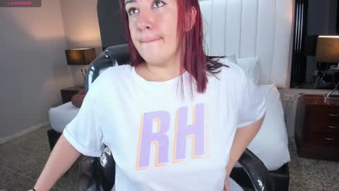 Snapshot of vanitysex chatting on January 2025 11:30:02 AM Karine online show from January 2025 11:30:02 AM