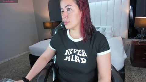 Snapshot of vanitysex chatting on February 2025 11:33:02 AM Karine online show from February 2025 11:33:02 AM