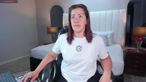 Snapshot of vanitysex chatting on February 2025 11:31:02 AM Karine online show from February 2025 11:31:02 AM