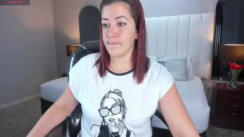 Snapshot of vanitysex chatting on February 2025 11:36:02 AM Karine online show from February 2025 11:36:02 AM