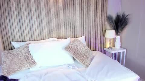 Karine online show from December 2025 11:37:02 AM