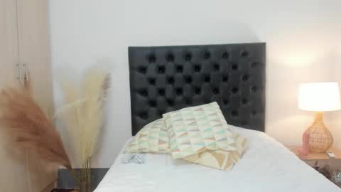 Vannesa online show from March 2026 02:04:02 AM