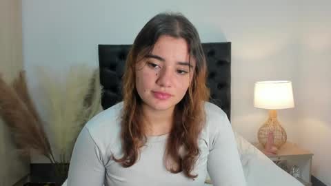 Vannesa online show from April 2026 11:05:02 PM