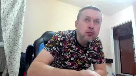 vano_822 online show from September 2025 05:03:01 PM