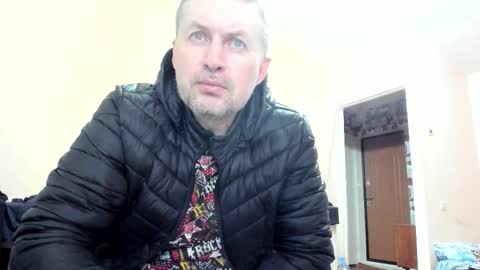 vano_822 online show from September 2025 03:39:01 PM