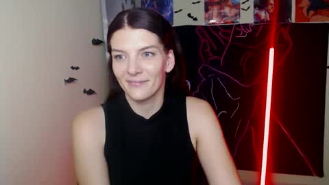 Snapshot of vanrey_ chatting on November 2025 05:48:01 PM Vanessa online show from November 2025 05:48:01 PM