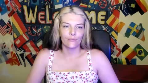 Snapshot of vanrey_ chatting on June 2026 10:15:01 AM Vanessa online show from June 2026 10:15:01 AM