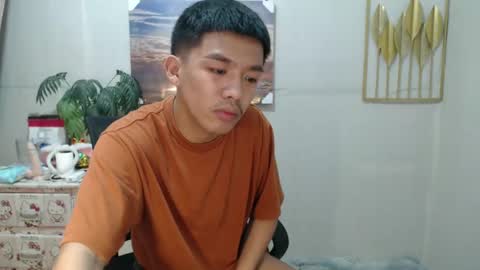 Snapshot of vanxxx2005 chatting on December 2024 08:38:02 PM vanxxx2005 online show from December 2024 08:38:02 PM