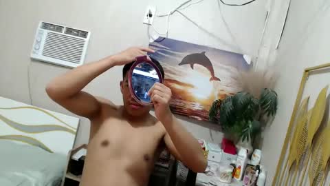 Snapshot of vanxxx2005 chatting on March 2025 10:41:02 PM vanxxx2005 online show from March 2025 10:41:02 PM