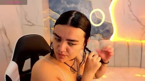 Live 800am 200pm COLOMBIAN HOUR online show from November 2025 01:11:02 PM