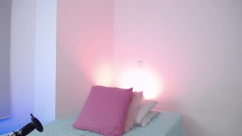 varenka_ivanova22 online show from September 2025 10:09:02 AM