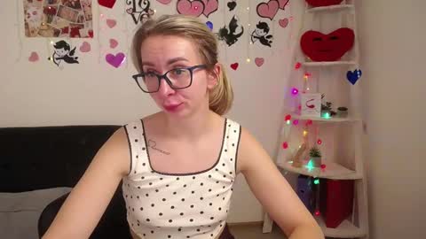 Vasilisa online show from February 2025 09:10:02 AM