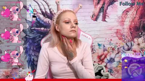 Snapshot of vasya_sylvia chatting on December 2024 12:03:01 PM Vasya Sylvia online show from December 2024 12:03:01 PM