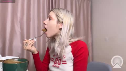 Snapshot of vasya_sylvia chatting on March 2025 06:35:02 AM Vasya Sylvia online show from March 2025 06:35:02 AM