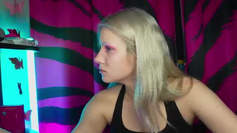 Snapshot of vasya_sylvia chatting on July 2026 05:27:01 AM Vasya Sylvia online show from July 2026 05:27:01 AM