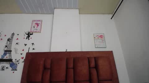 Aurora Cooper online show from November 2025 12:17:01 PM