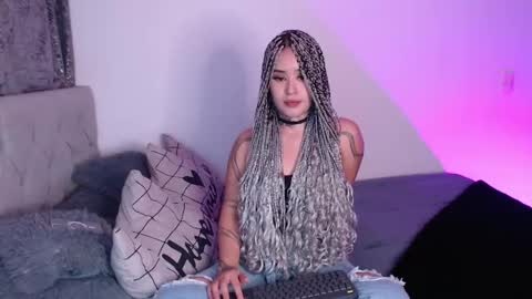 Vayolett Bass online show from February 2025 11:19:02 PM