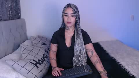 Vayolett Bass online show from March 2025 04:56:01 AM