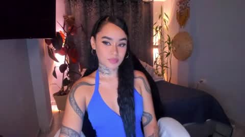 Vayolett Bass online show from July 2026 05:03:01 AM