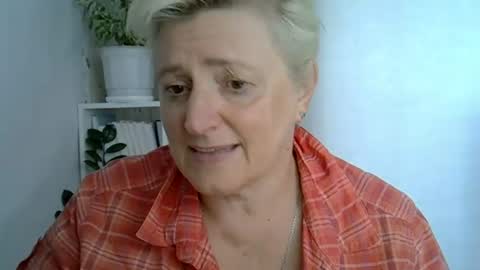 Snapshot of vea_motty chatting on July 2026 09:13:02 AM vea_motty online show from July 2026 09:13:02 AM