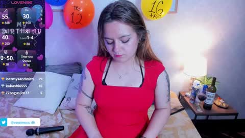 Vee Simons online show from March 2025 02:21:01 AM